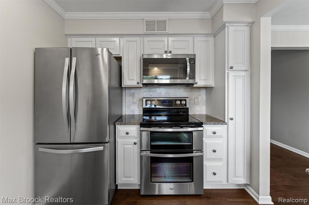 42266 Woodward Avenue, A 1, Bloomfield Hills, MI 48304 — Photo 11