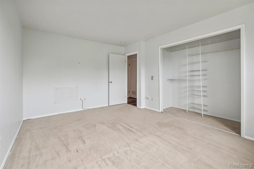 32013 W 12 MILE Road, 306, Farmington Hills, MI 48334 — Photo 20