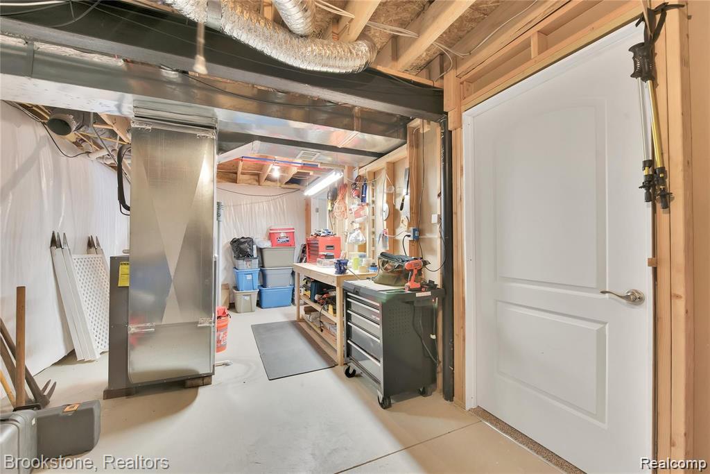 442 Princeton Drive, South Lyon, MI 48178 — Photo 33