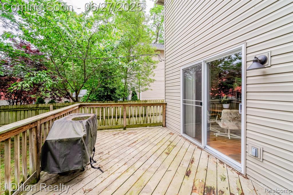 5778 Savoy Drive, Waterford, MI 48327 — Photo 37