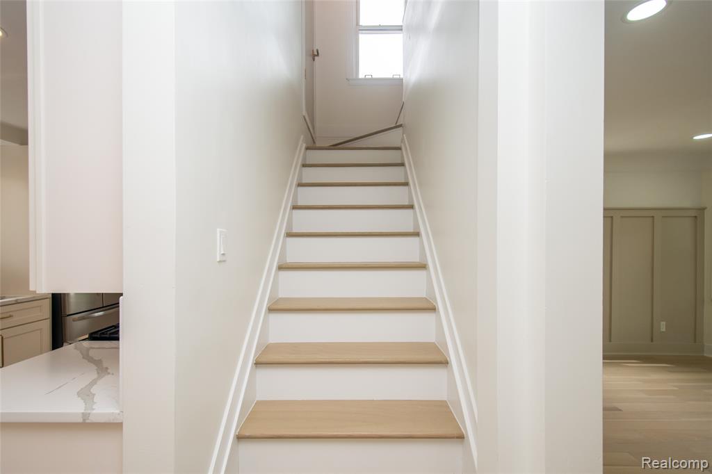 2330 Buckingham Avenue, Berkley, MI 48072 — Photo 19
