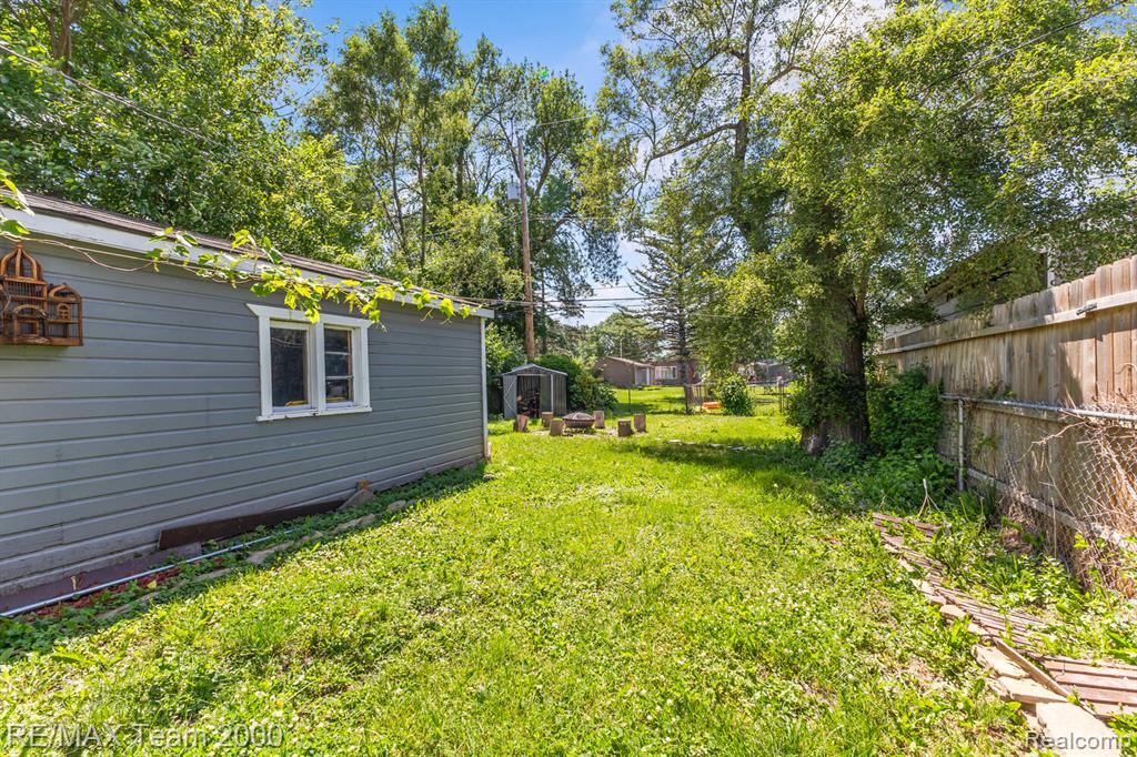 7415 Gilman Street, Westland, MI — Photo 17