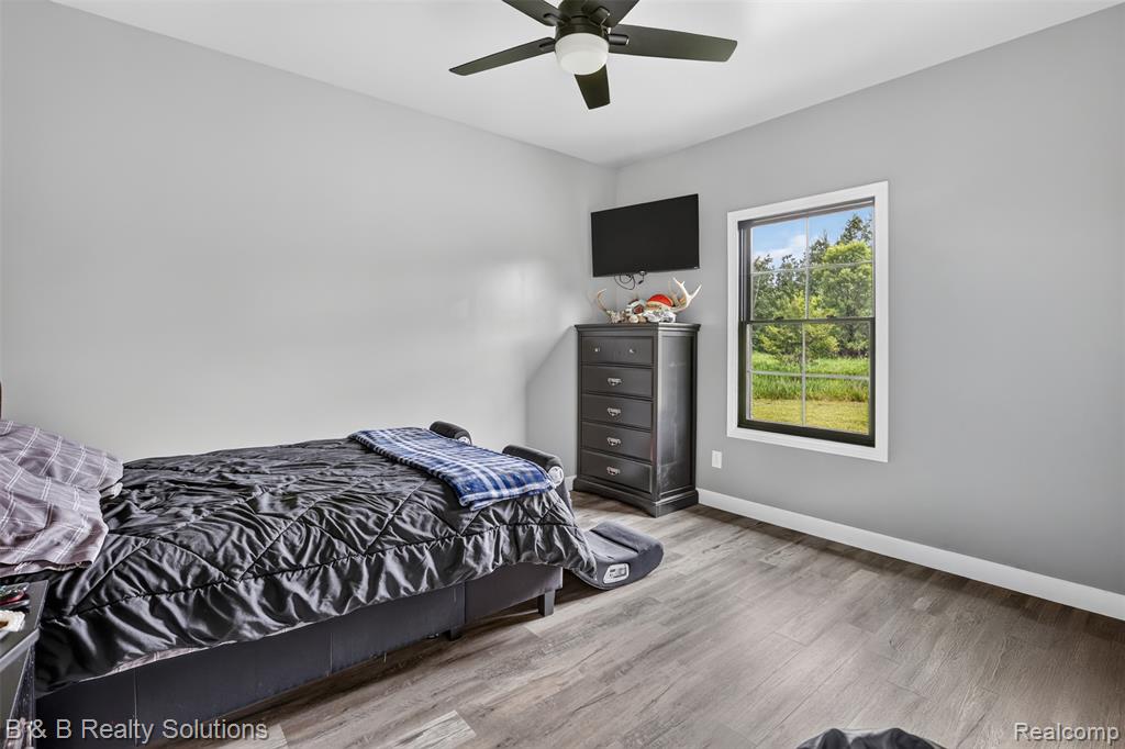 6204 Fish Lake Road, North Branch, MI 48461 — Photo 35