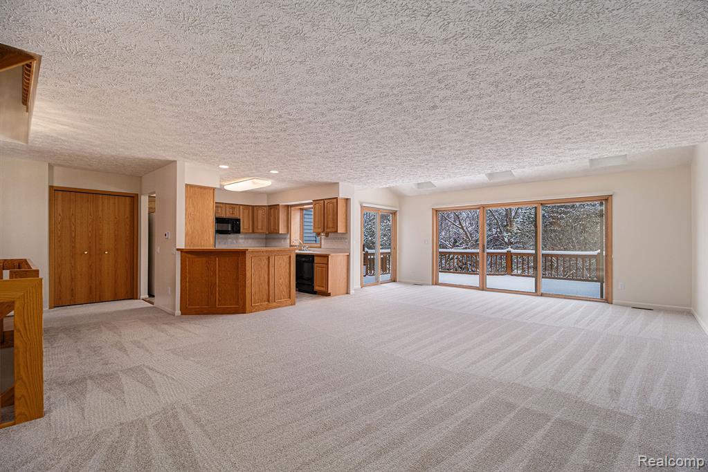 4946 Scenic Pines Court, Clarkston, MI — Photo 7