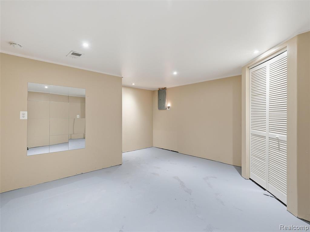 50656 Jefferson Avenue, C7, New Baltimore, MI 48047 — Photo 18