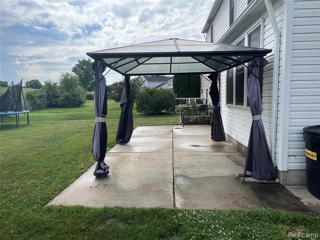 7753 Turrillium Lane, Waterford, MI 48327 — Photo 23