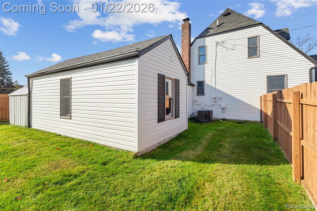 6740 Barabeau Drive, Troy, MI 48085 — Photo 37