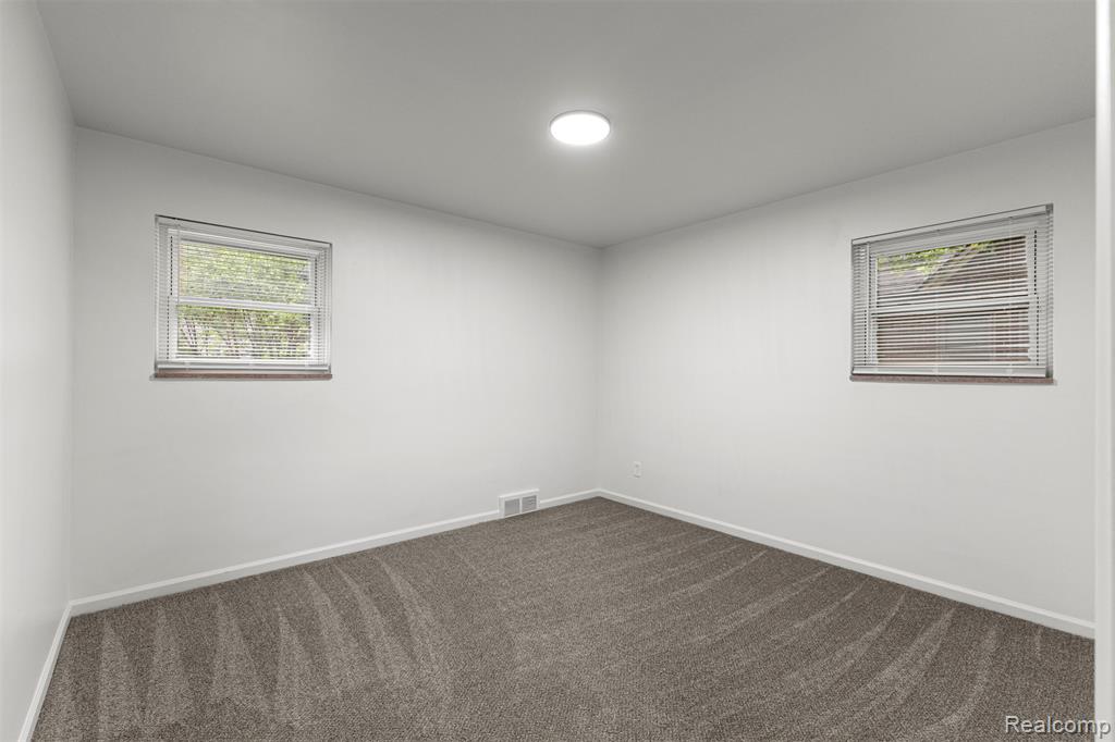 9983 Hemingway, Redford, MI 48239 — Photo 17