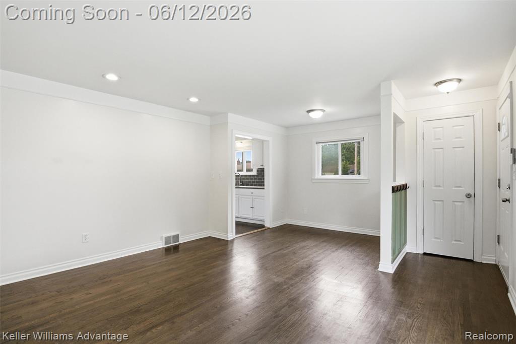 23111 Scotia Road, Oak Park, MI 48237 — Photo 7