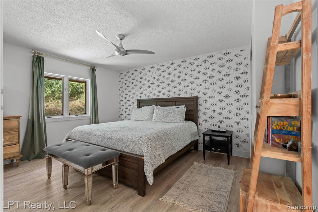 5075 Canyon Oaks Drive, Brighton, MI 48114 — Photo 18