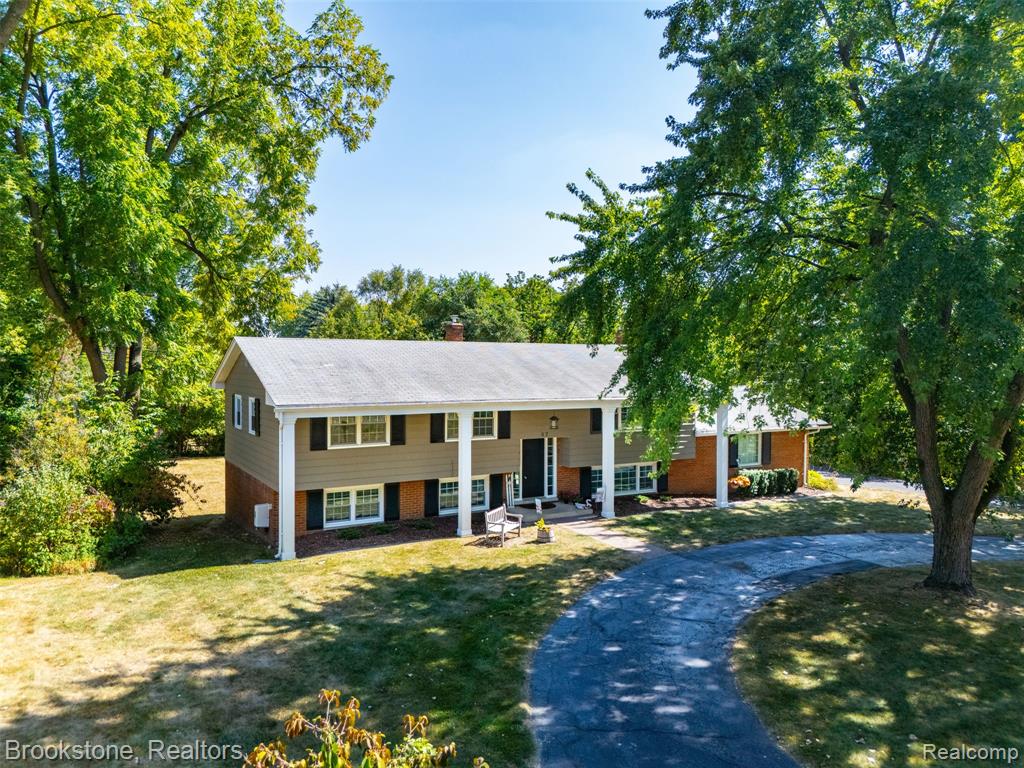 87 E Maryknoll Road, Rochester Hills, MI 48309 — Photo 27