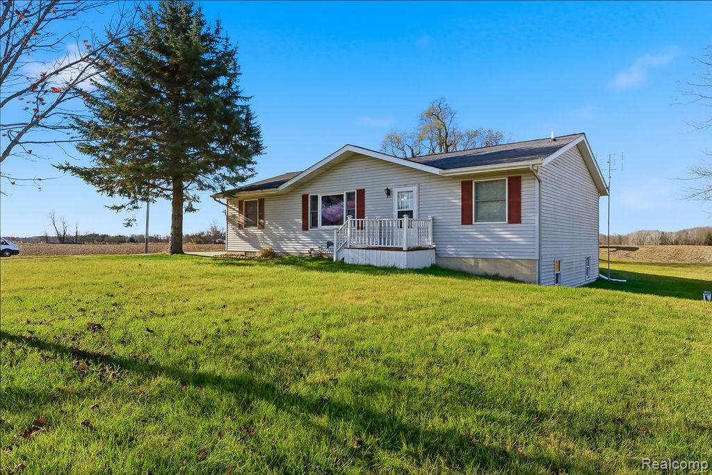 4830 Hurds Corner Road, Mayville Vlg, MI 48744 — Photo 4