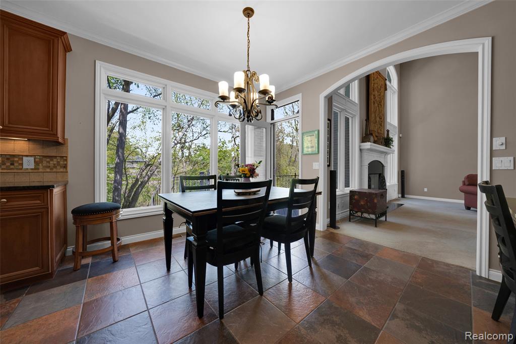 4502 Forest Edge Lane, West Bloomfield, MI 48323 — Photo 31