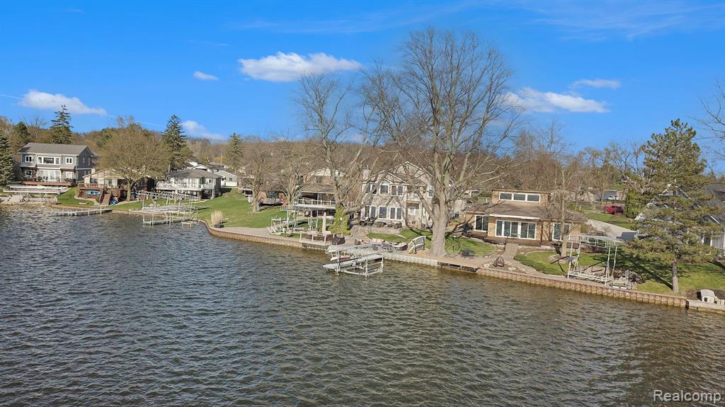 8460 WOODLAND SHORE Drive, Brighton, MI 48114 — Photo 63