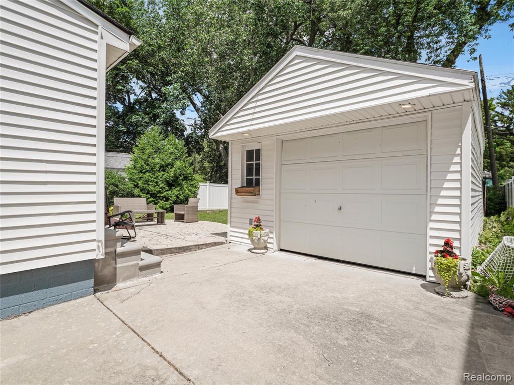 1944 Cummings Avenue, Berkley, MI 48072 — Photo 25