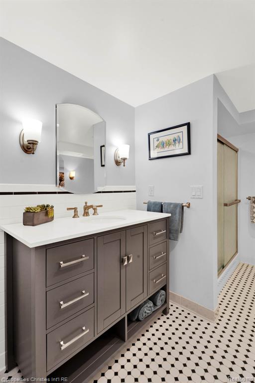 19418 Warwick Street, Beverly Hills, MI 48025 — Photo 51