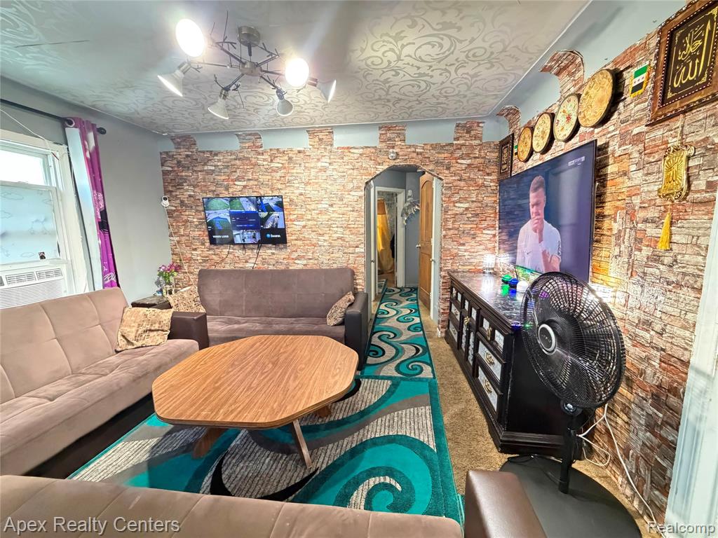 8113 Terry Street, Detroit, MI 48228 — Photo 5