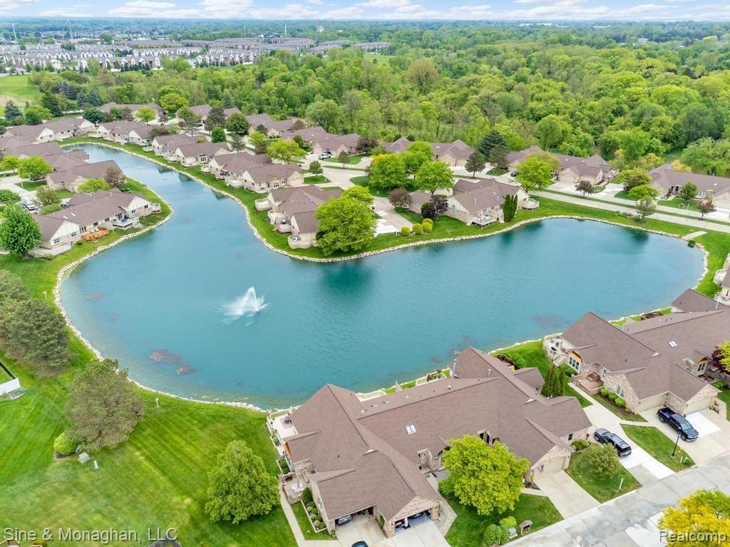 43389 RIVERBEND Boulevard, Clinton Twp, MI 48038 — Photo 45