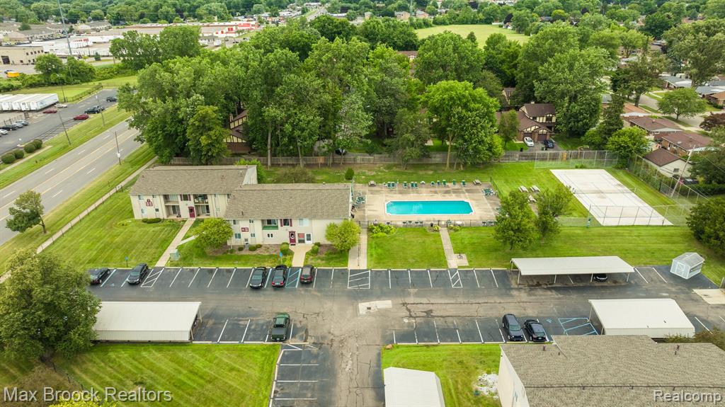 10020 ALLEN POINTE Drive N, 10020, Allen Park, MI 48101 — Photo 34