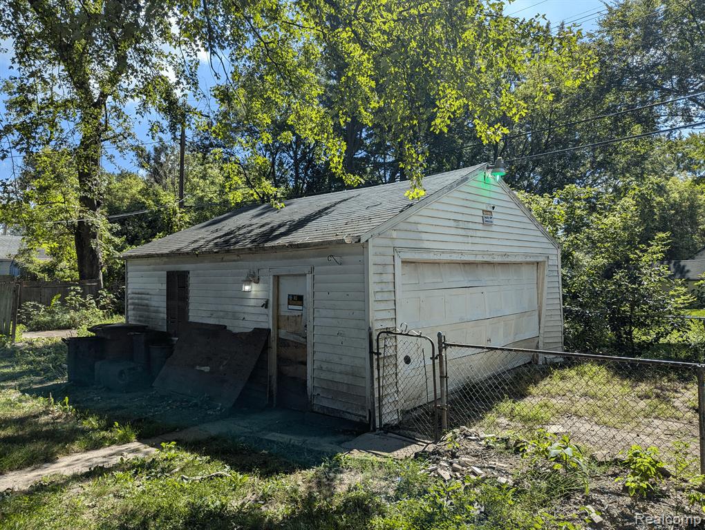 69 W RUTGERS Avenue, Pontiac, MI 48340 — Photo 6
