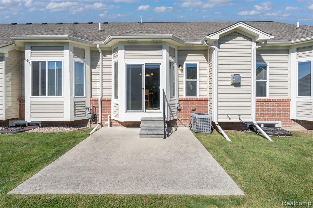 47302 Joanne Smith Lane, New Baltimore, MI — Photo 22