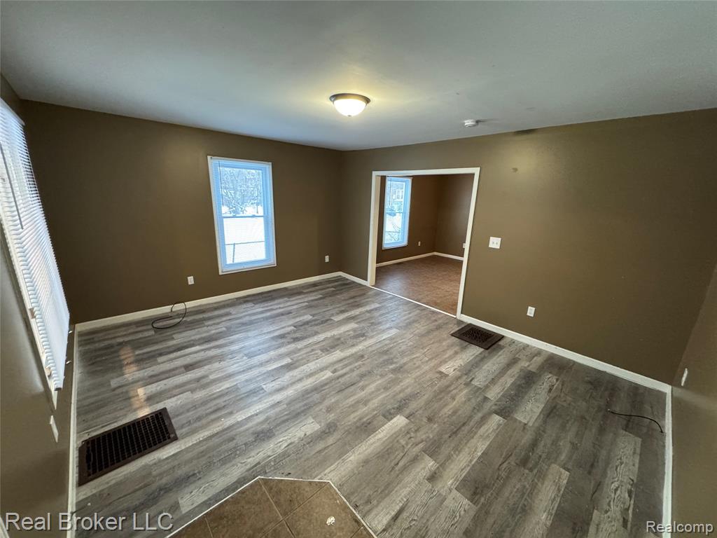 86 Hamilton Street, Pontiac, MI 48342 — Photo 6