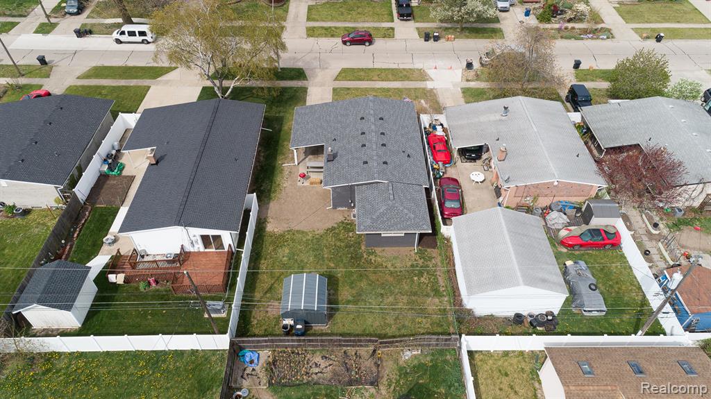 451 DARWIN Street, Westland, MI 48186 — Photo 17