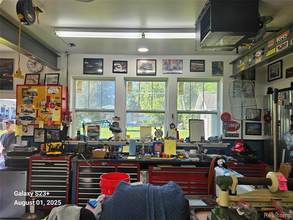 633 Aldrich Street, Linden, MI 48451 — Photo 23