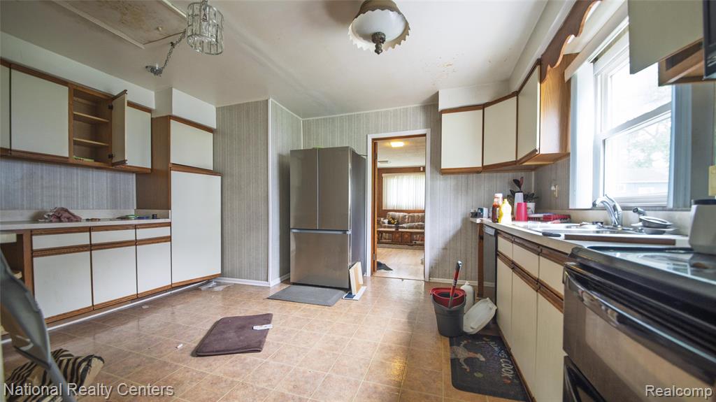 2561 Verna Street, Ypsilanti, MI 48197 — Photo 14