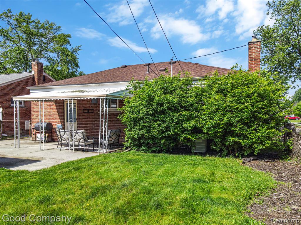 28748 Herbert Street, Madison Heights, MI 48071 — Photo 40