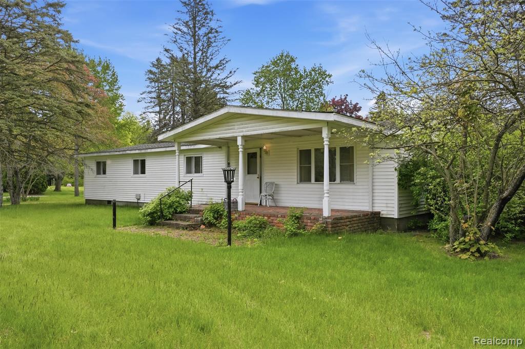 43625 Harris Road, Belleville, MI 48111 — Photo 4