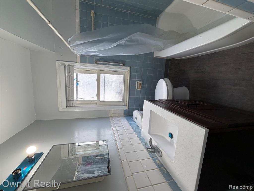 6310 Minock Street, Detroit, MI 48228 — Photo 8