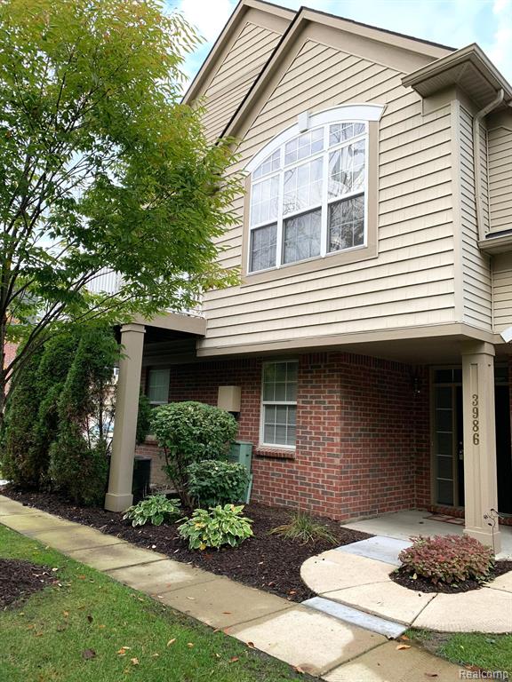 3986 RADCLIFF Drive, Canton, MI 48188 — Photo 2