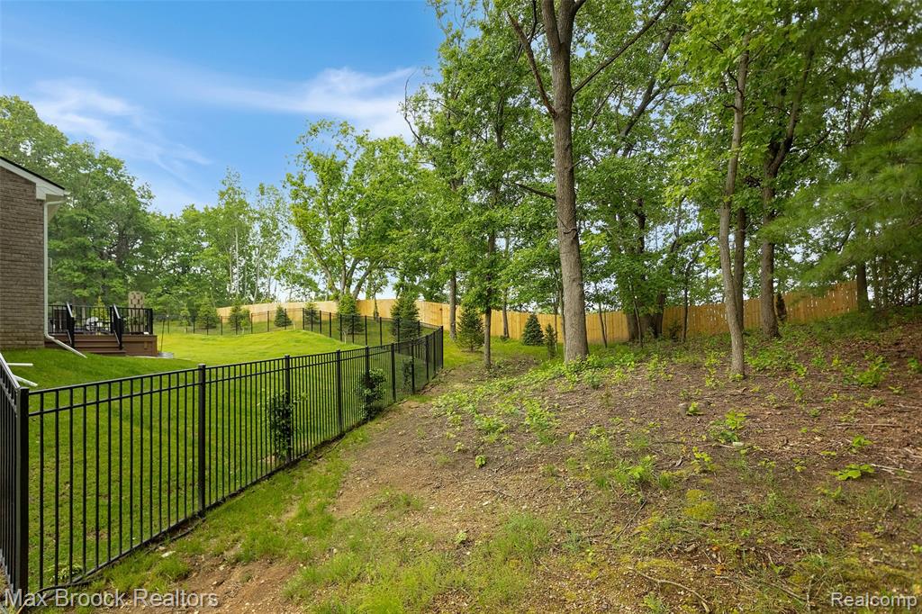 460 Lake Manitou Trail, Oxford, MI 48371 — Photo 61