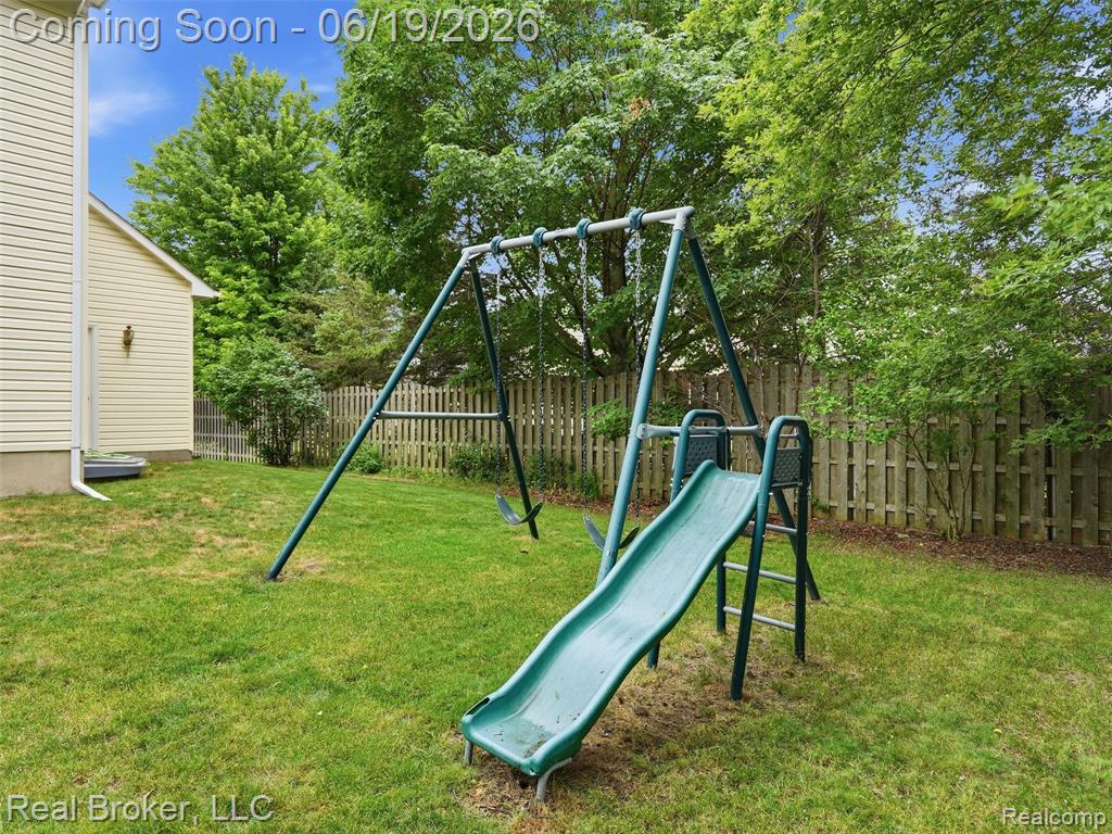 6729 Eckerman Drive, Troy, MI 48085 — Photo 57