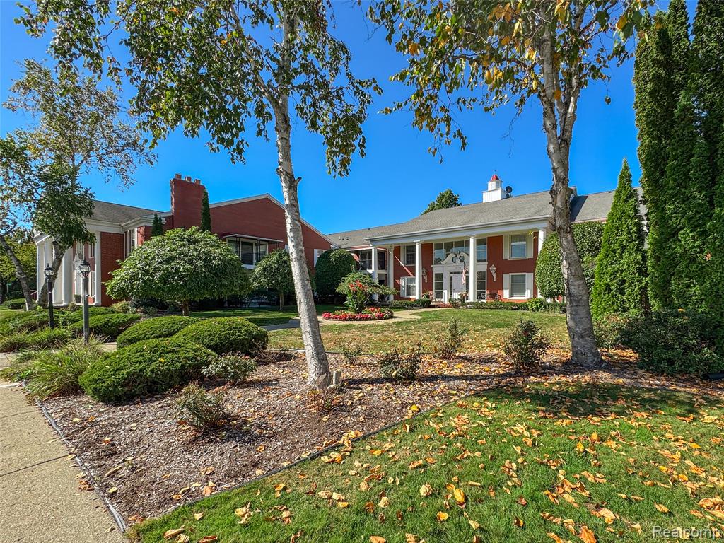 19710 W 13 Mile Road, 108, Beverly Hills, MI 48025 — Photo 40
