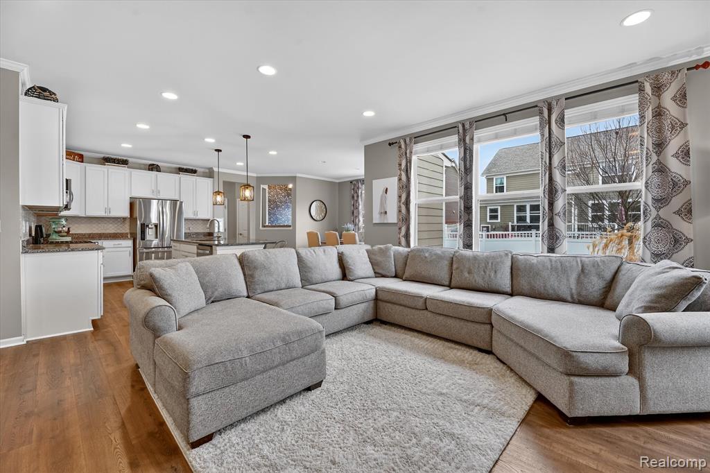 990 Shay Street E, Canton, MI 48188 — Photo 16