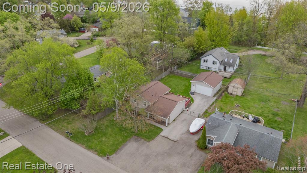 537 Woodbridge Circle, Waterford, MI 48327 — Photo 38