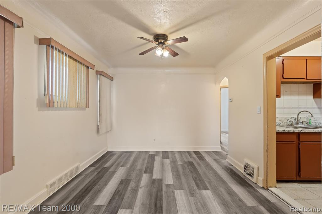 7444 Kendal Street, Dearborn, MI 48126 — Photo 7