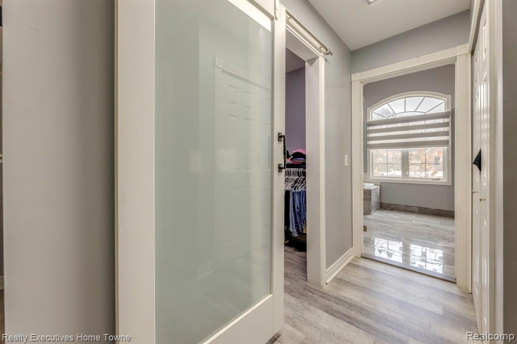 48896 KINGS Drive, Shelby Twp, MI 48315 — Photo 28