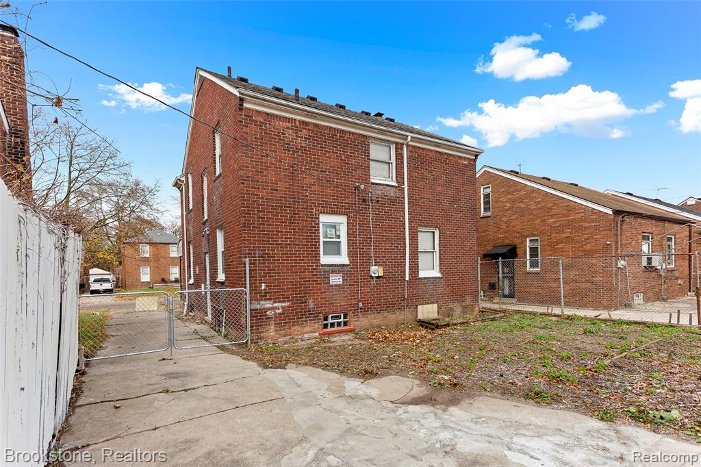 11644 Sussex Street, Detroit, MI 48227 — Photo 27