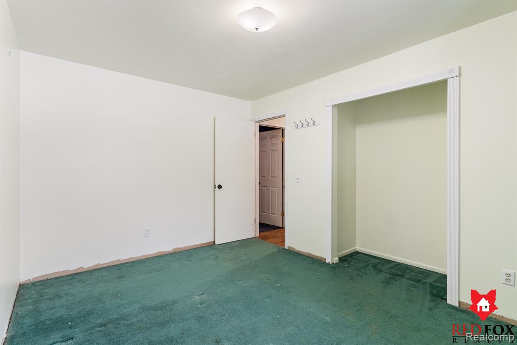 6246 KING ARTHUR Court, Swartz Creek, MI 48473 — Photo 24