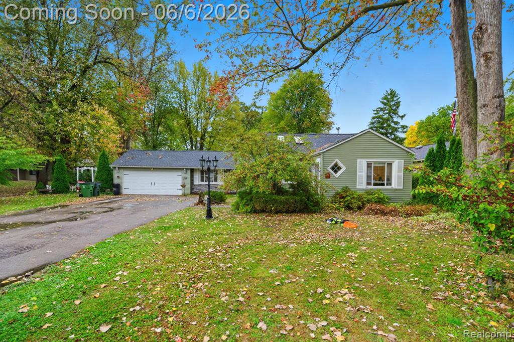 8749 Pacton Drive, Shelby Twp, MI 48317 — Photo 4