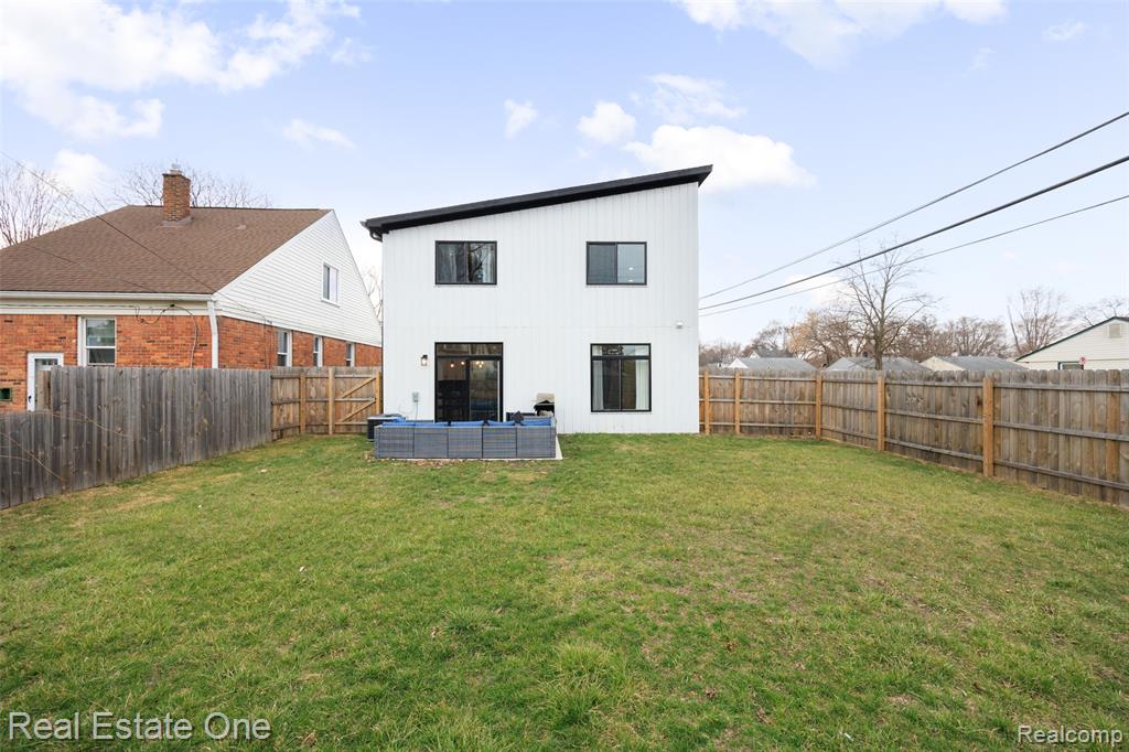 1705 E Meyers Avenue, Hazel Park, MI 48030 — Photo 25