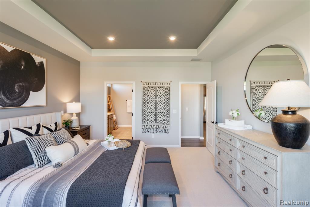 320 Dragonstone Court, Lake Orion, MI — Photo 12
