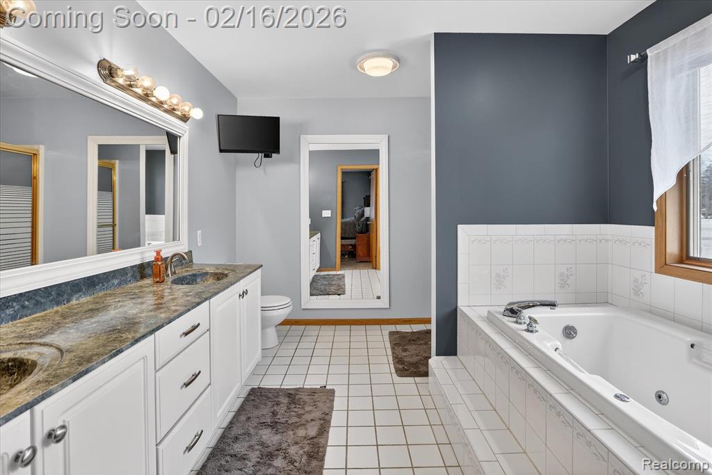 4593 Still Meadow Drive, Saginaw, MI 48603 — Photo 27