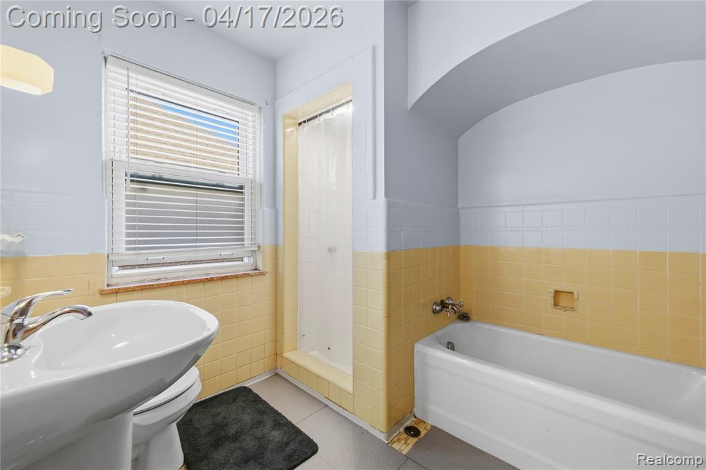 8549 Marygrove Drive, Detroit, MI 48221 — Photo 25