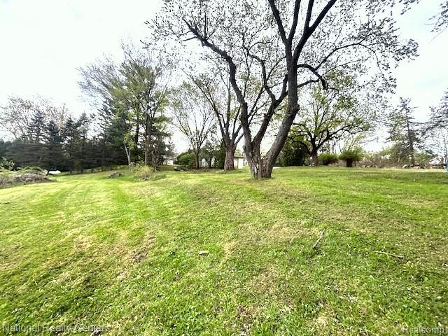 1625 HIGHLAND PARK Drive, Highland, MI 48356 — Photo 21