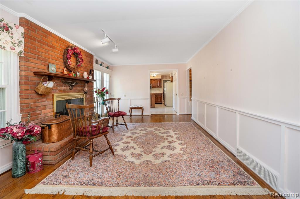 4123 Chimney Point Drive, Bloomfield Hills, MI 48302 — Photo 9