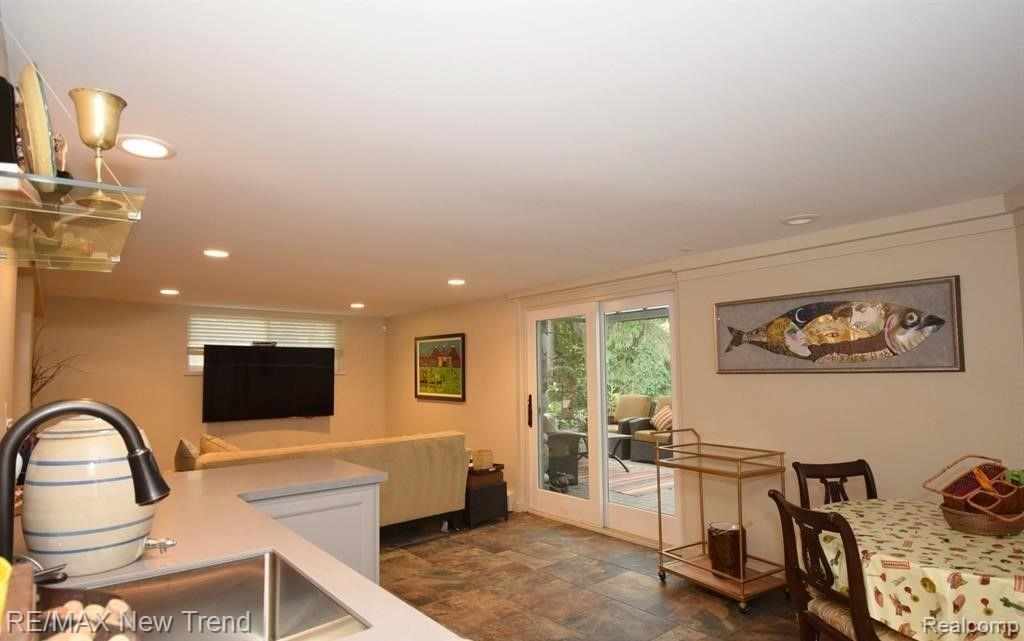 5939 DARB LAKE Drive, West Bloomfield, MI 48324 — Photo 13
